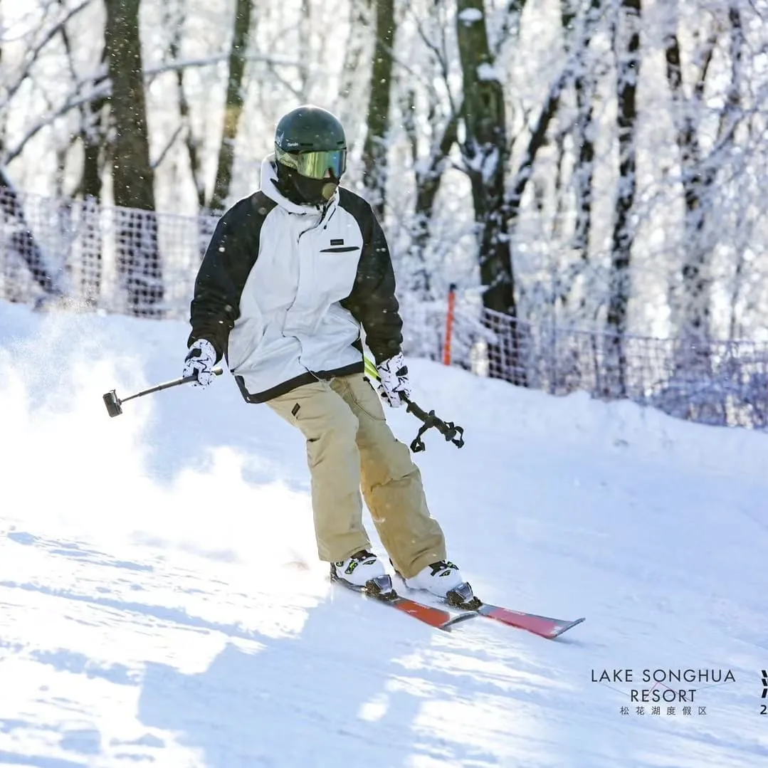 skiing